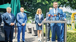 Slovenské družstvá alebo západné rodinné farmy