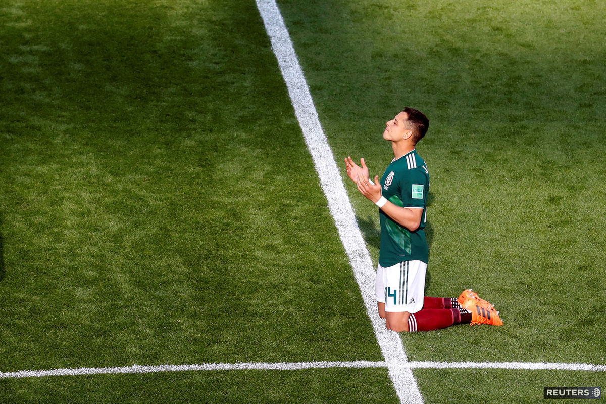Javier Hernandéz pred zápasom proti Švédsku.