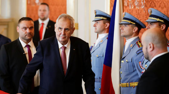 Český prezident Miloš Zeman prichádza na...