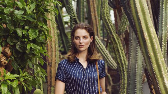 Letné maxišaty so vzorom z kolekcie Pietro...