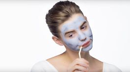 Farebná hra s vašou pleťou! Čistiť? Tak to skúste s čiernou či zlatou