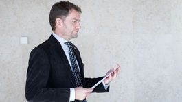 NÁZOR: Osud jednej manipulácie