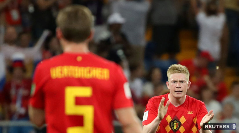 Kevin De Bruyne sa teší z gólu Jana Vertonghena...