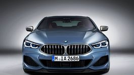 BMW 8 - 2018