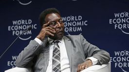 Myslime na budúcnosť, život ide ďalej, vyzývajú Brazíliu Pelé a Rivaldo