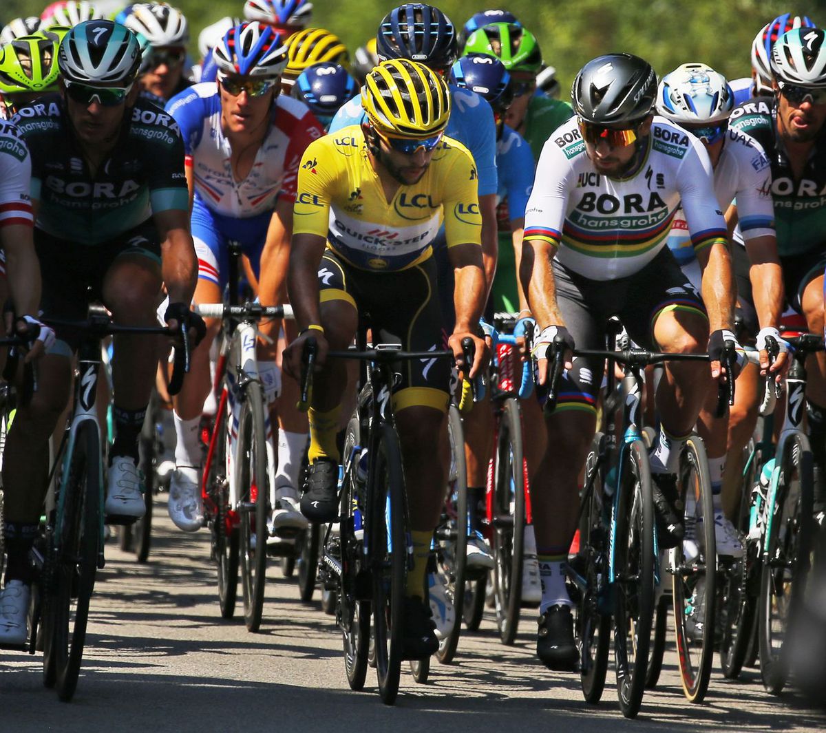 Peter Sagan (vpravo) v debate s víťazom úvodnej...