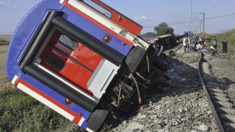 turecko, vlak, nehoda