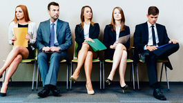 Mileniáli a Generácia Z sú skeptickí k etike firiem