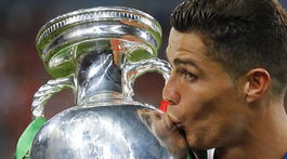 V Madride som prežil najšťastnejšie roky, vraví Ronaldo. Capello chváli Juventus