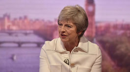 Zažaluj Európsku úniu, poradil Trump Mayovej