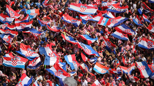 Nepoučiteľní Chorváti si opäť koledujú. Na zápase proti Turecku spievali ustašovské piesne, hoci sú v podmienke