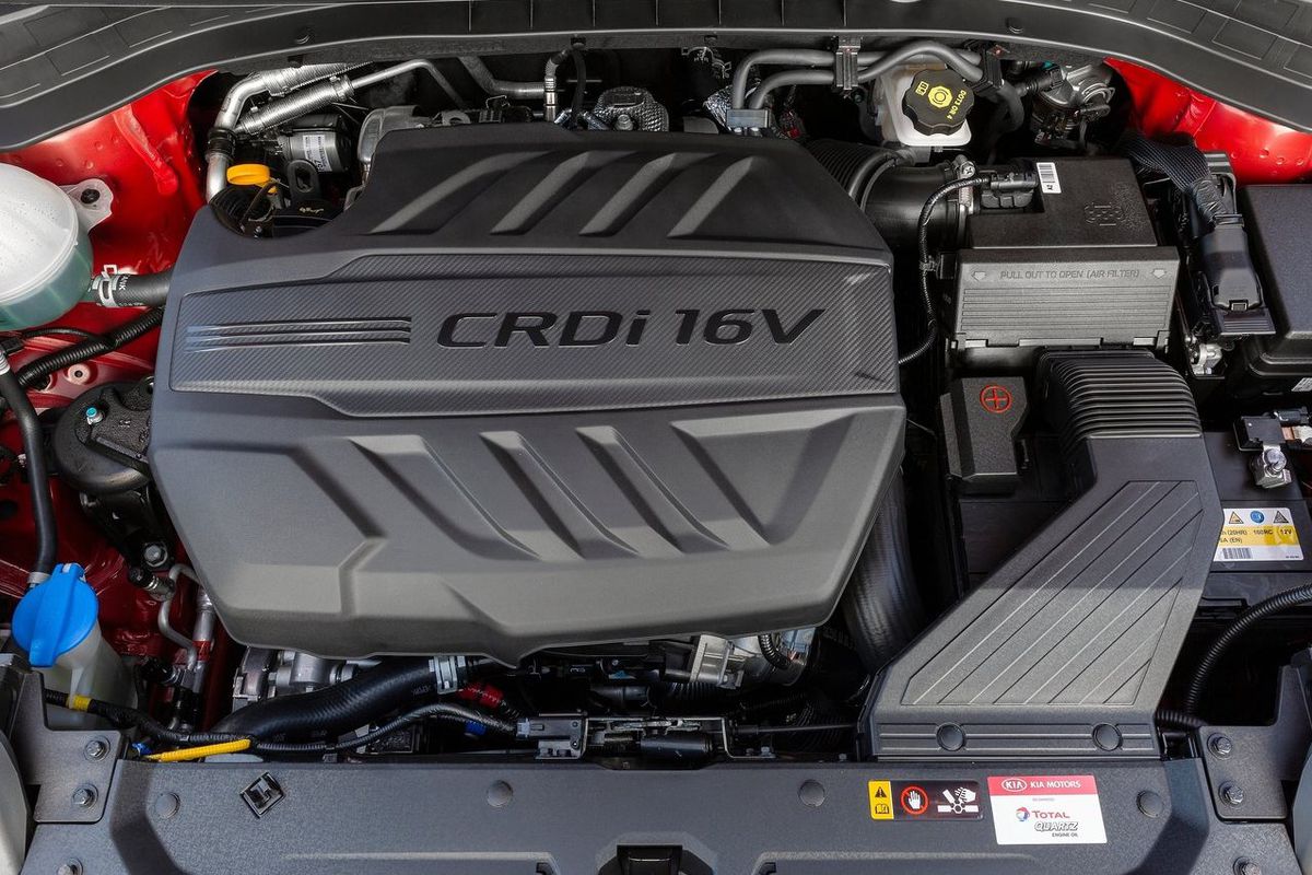 Najväčšou novinkou pod kapotou je mild-hybridný...