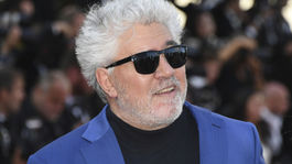 Pedro Almodóvar, znalec ženskej duše a narušiteľ predsudkov, má 70 rokov