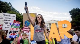 Fínsky expert: Trump a Putin chcú oslabiť EÚ