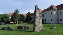 Stonehenge v Holíči: Najväčší historický poklad Slovenska alebo obyčajné kamene?