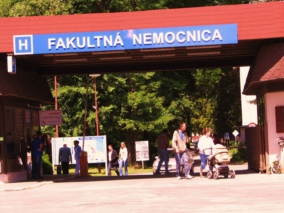 Pôrodnicu vo Fakultnej nemocnici v Trenčíne...