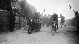 Veľmi dobrá cesta. Stop. Vhodná! Pyrenejské galeje odštartovala veľká lož