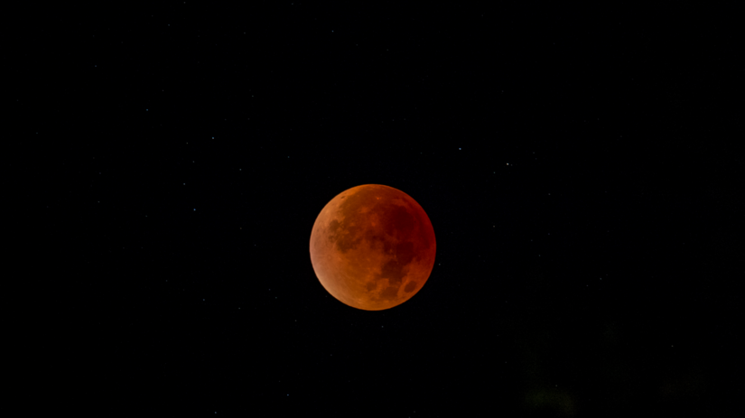 červený Mesiac, zatmenie mesiaca