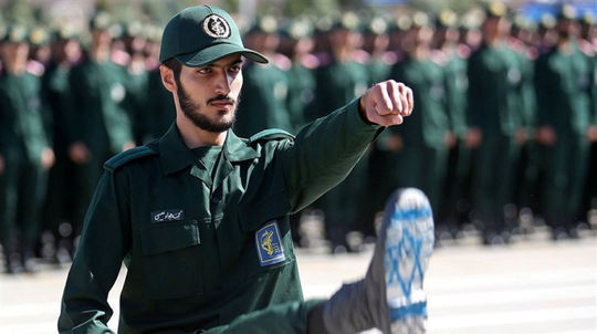 Iránske Revolučné gardy plánujú posilniť obranu krajiny