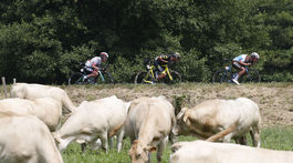 Zrýchli, spomaľ, vezmi si vodu. Podľa Saganovho kolegu bola komunikácia strohá