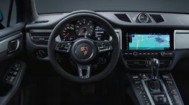 Porsche-Macan-2019-1024-0f