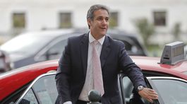 Bývalý Trumpov právnik Cohen poskytol Muellerovi zásadné informácie