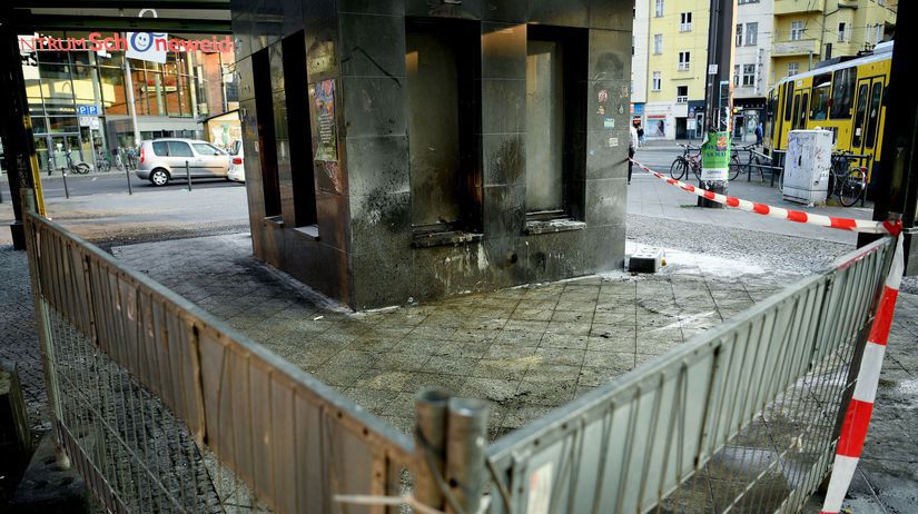 Nemecko Berlín stanica bezdomovci podpálenie
