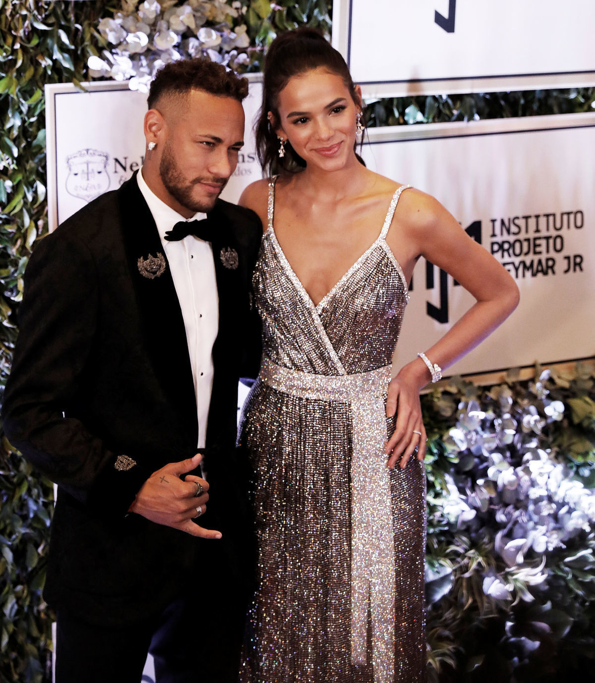 Neymar s priateľkou Brunou Marquezineovou.