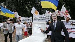 Ukrajincom kradne nádej silná korupcia