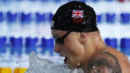 Adam Peaty vytvoril v Glasgowe svetový rekord na 100 m prsia