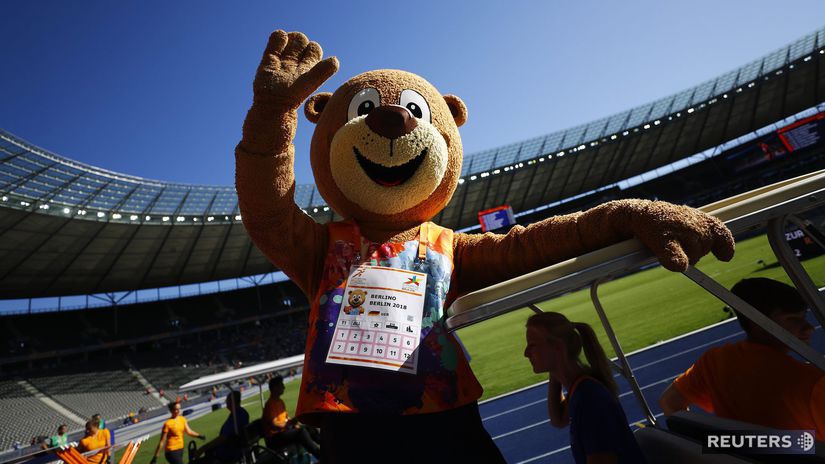 Maskot ME v Berlíne.