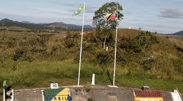 Obyvatelia brazílskeho mesta v pohraničí zaútočili na migrantov z Venezuely