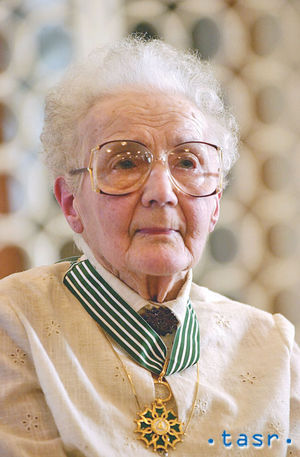 V roku 2001 získala Ester Šimerová-Martinčeková...