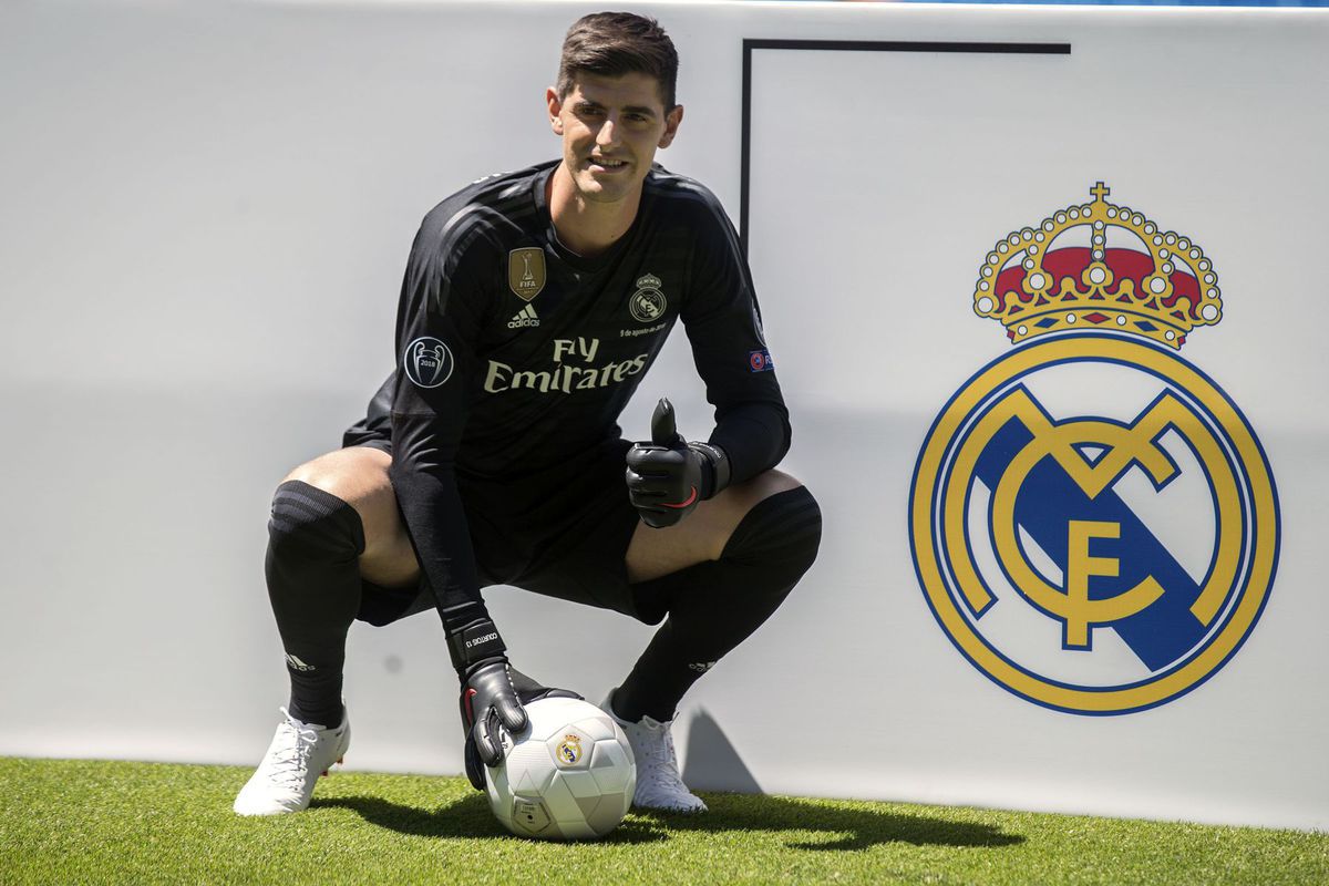 Thibaut Courtois pri predstavení v Reale Madrid.