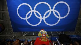 Bude hokej pod piatimi kruhmi? V hre sú štyri možnosti