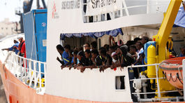 Záchranársku loď Aquarius nariadili v Taliansku zhabať pre problémy s odpadom