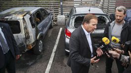 Švédsko: Pomôžu horiace autá krajnej pravici?