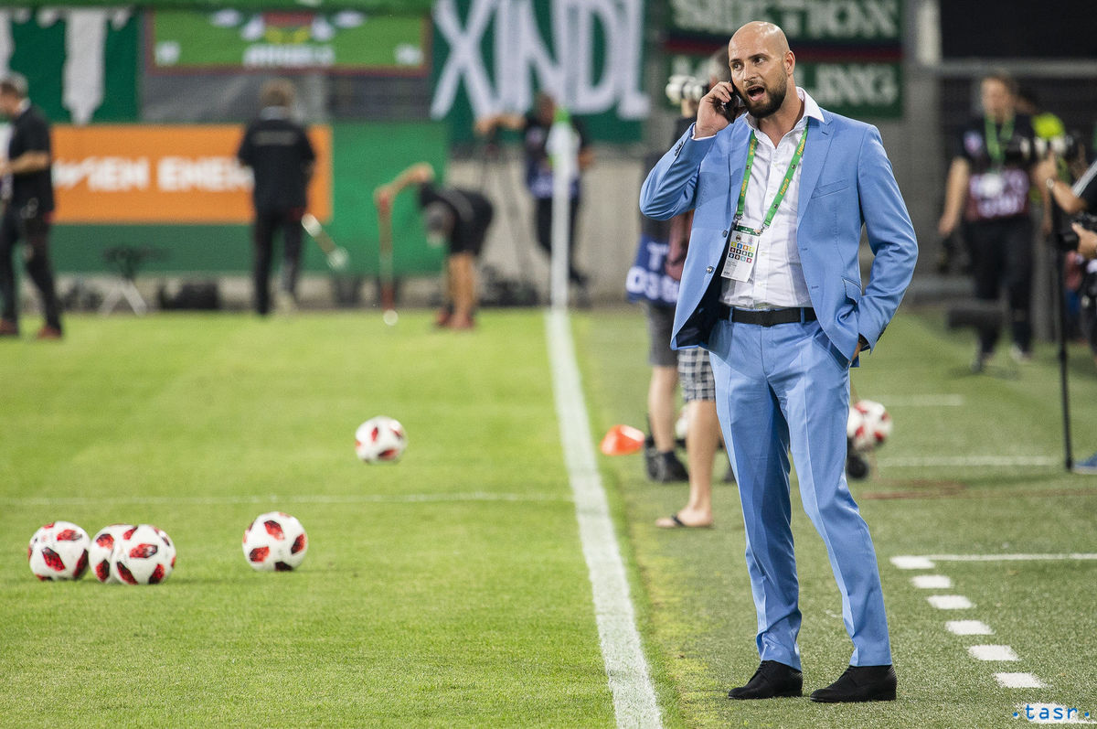 Viceprezident a generálny riaditeľ ŠK Slovan...