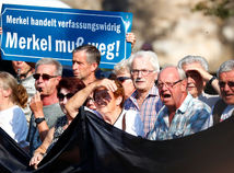 angela merkelová, nemecko, drážďany,
protest