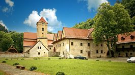 Červený Kláštor obnovia - s pivom, medovinou aj meditáciou