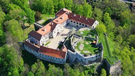 Hrad Modrý Kameň