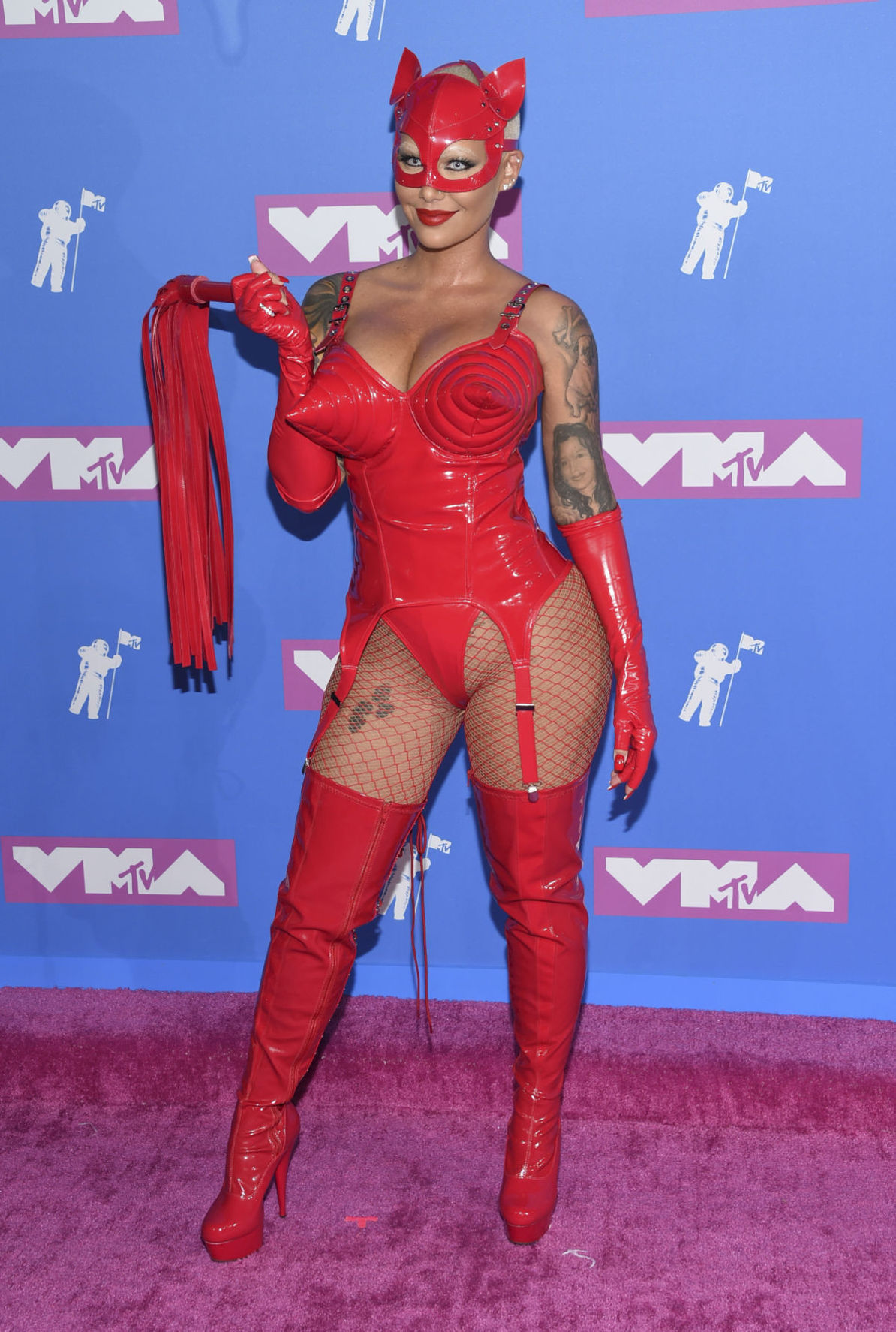 Amber Rose stavila na kostým. Žeby porno...