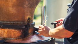 Dusno okolo domácich páleníc