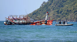 K Austrálii po viac ako štyroch rokoch priplávala loď s migrantmi