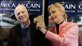 Nástupcom McCaina v Senáte USA by mohla byť jeho žena