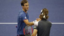 Slovenský mužský tenis v New Yorku skončil. Lacko prehral s Pospisilom