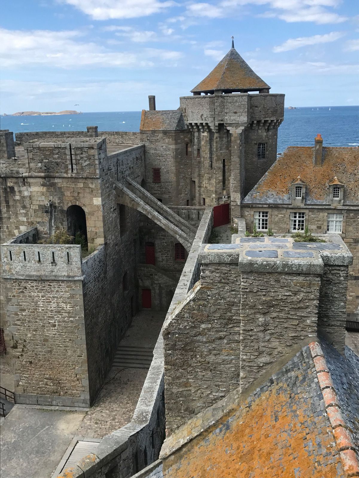Výhľad z pevnosti Saint Malo.