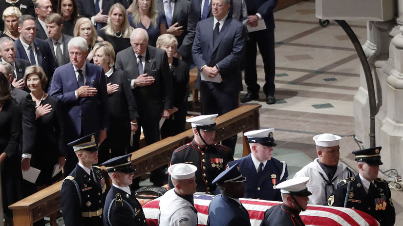 McCain, posledná rozlúčka