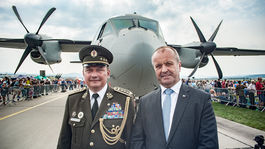 Gajdoš pri otvorení SIAF: Dúfam, že v roku 2022 budú na Sliači stíhačky F-16