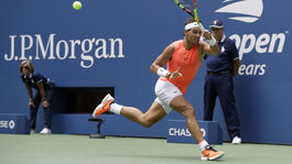 Nadal mal ťažký deň s Gruzíncom. Vo štvrťfinále sa stretne s Thiemom